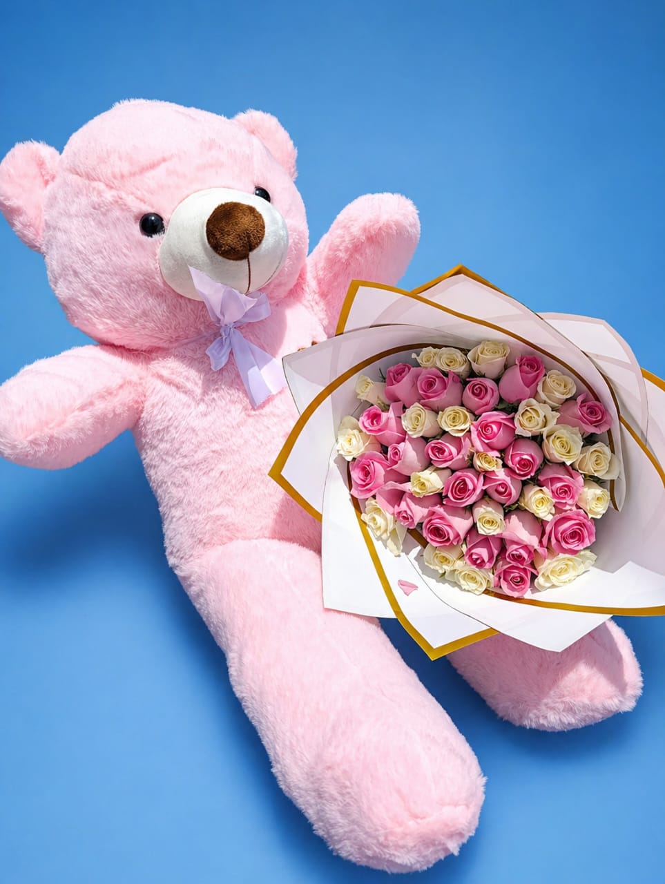Giant Pink Teddy Bear & Pink-White Roses Bouquet Luxury Gift Set